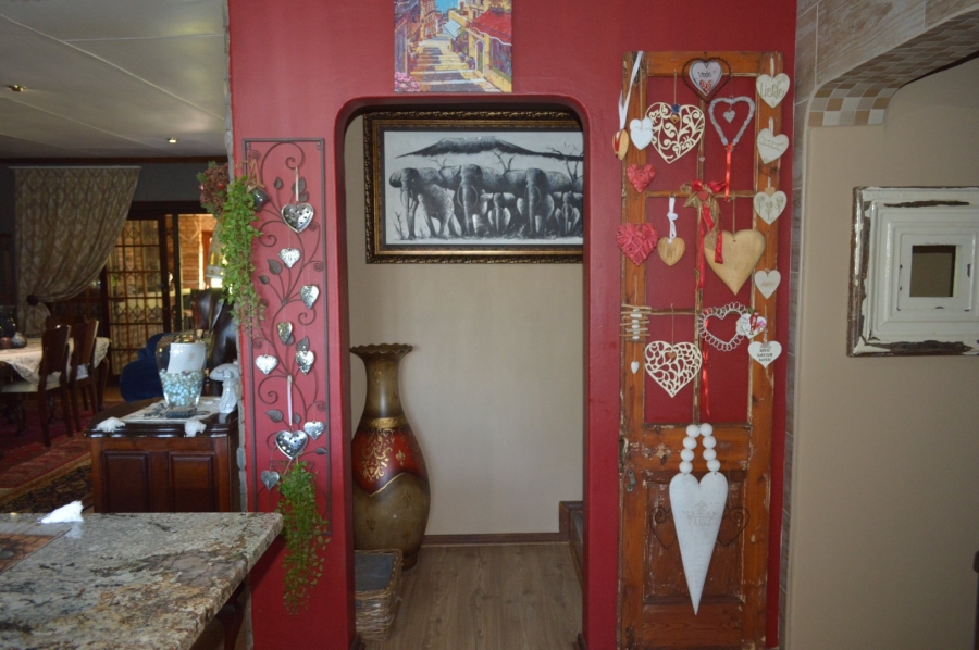 4 Bedroom Property for Sale in Doringkruin North West